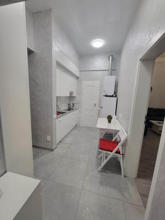 Warm & Cozy Apartment In The Heart Of Historical 利沃夫 外观 照片